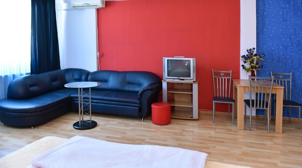 Hostel Milkaza Novi Sad Exterior photo