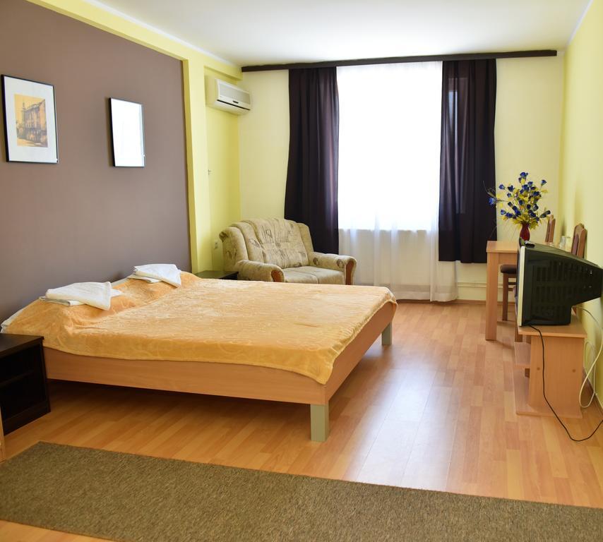 Hostel Milkaza Novi Sad Exterior photo