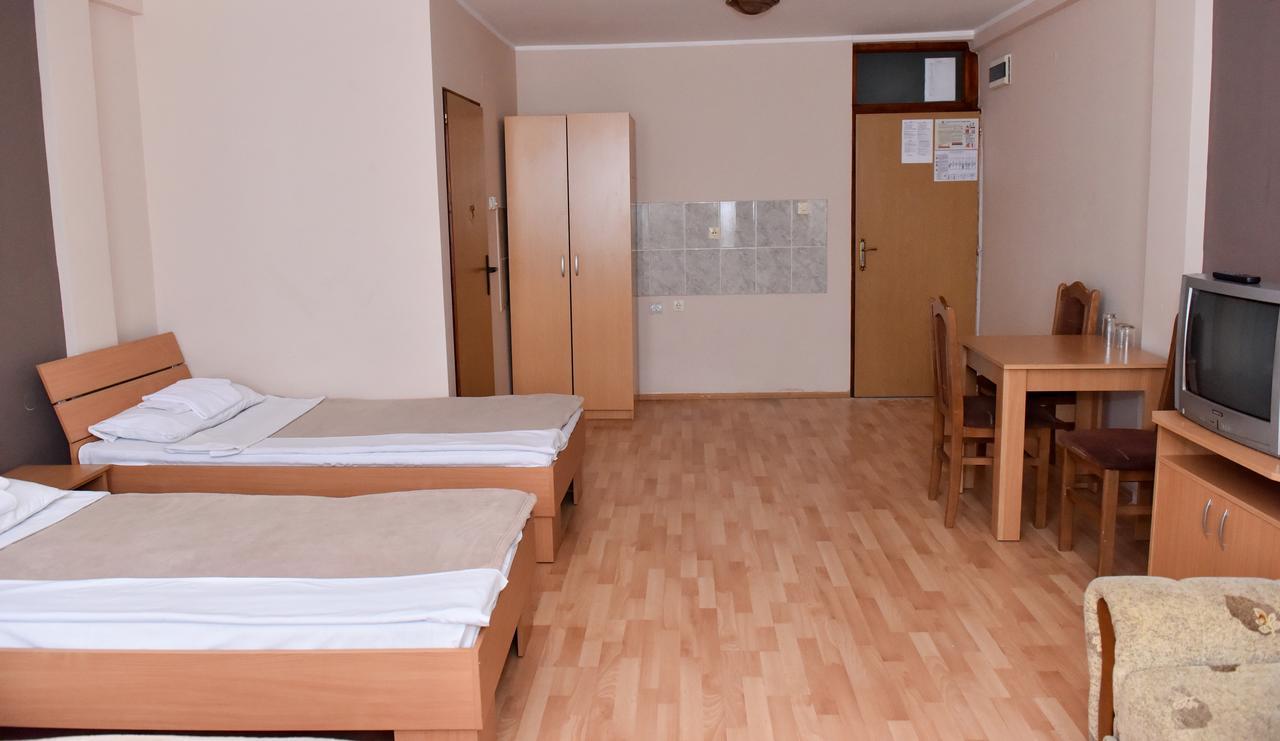 Hostel Milkaza Novi Sad Exterior photo